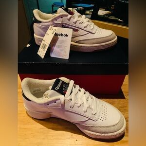 NEW RARE REEBOK CLUB C 85 SNEAKER WHITE/VECTOR/NAVY GUMSOLE SZ 4.5 M / SZ 6 WMN